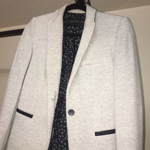 Grey blazer